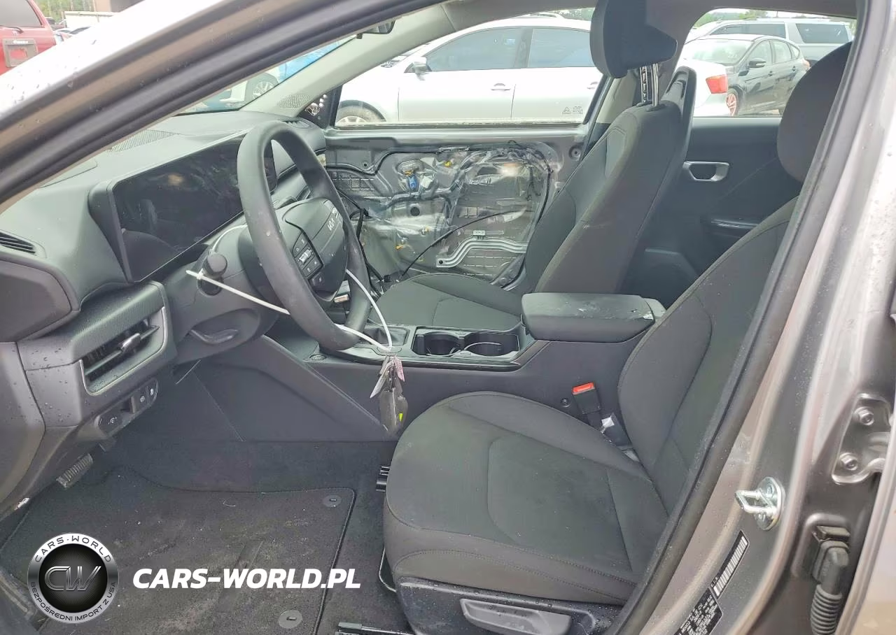 2026 Kia K4 Lxs VIN:3KPFT4DE1TE291702 - 7