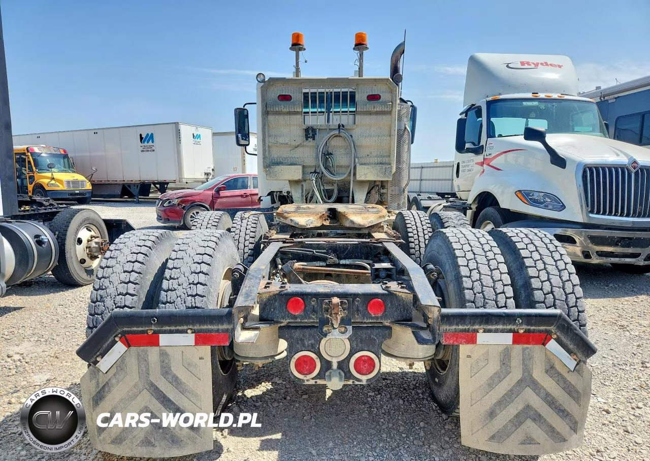 2008 Freightliner Columbia 120 Semi Truck VIN:1FUJA6CK78DZ77943 - 6
