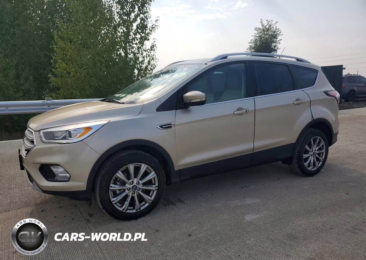 2018 Ford Escape Titanium – zdjęcie 1 z 13
