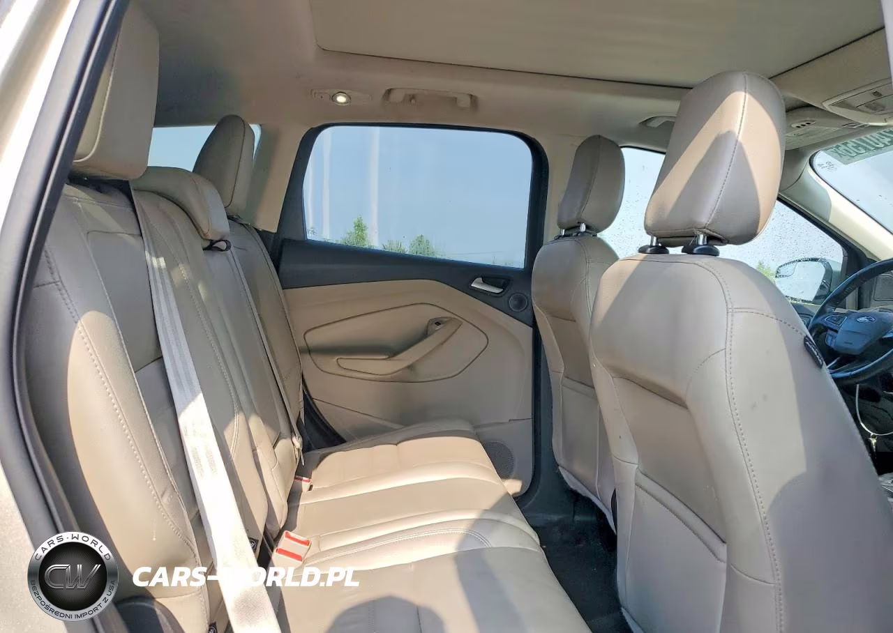 2018 Ford Escape Titanium VIN:1FMCU9J98JUC71090 - 11