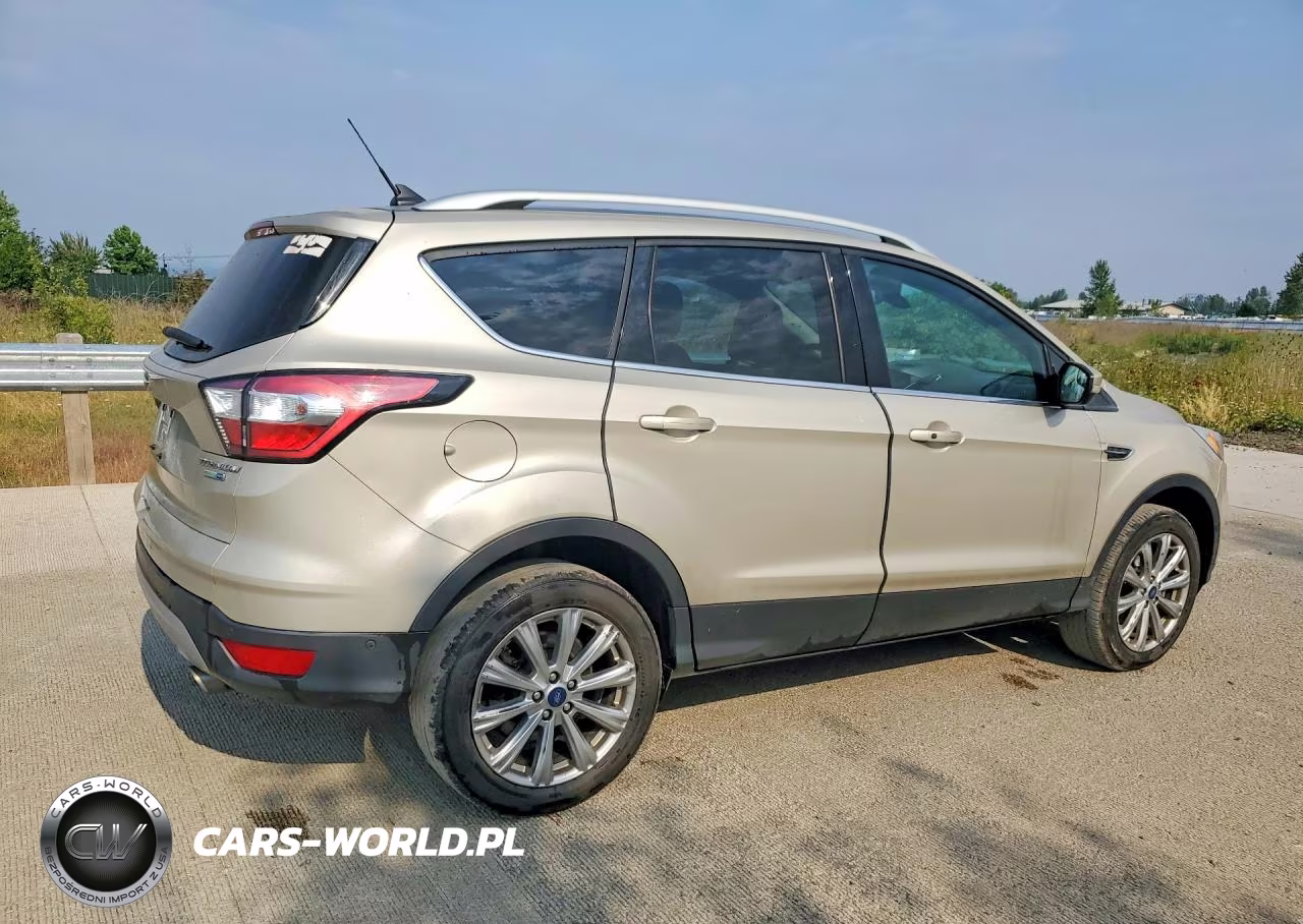 2018 Ford Escape Titanium VIN:1FMCU9J98JUC71090 - 3