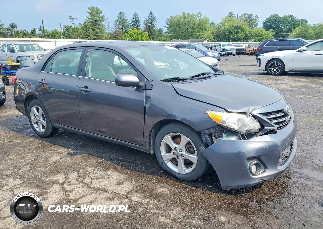 2013 Toyota Corolla Le VIN:2T1BU4EEXDC021605 - 4