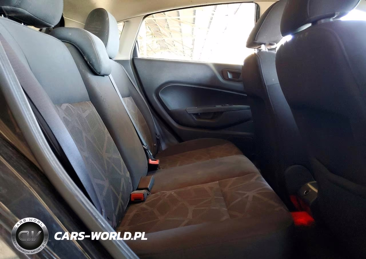 2011 Ford Fiesta Se VIN:3FADP4EJ7BM134063 - 10