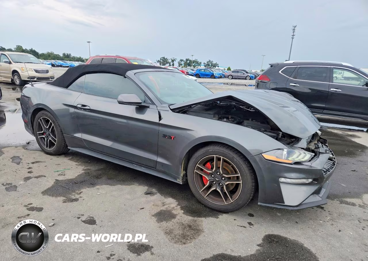 2019 Ford Mustang VIN:1FATP8UH6K5151573 - 4