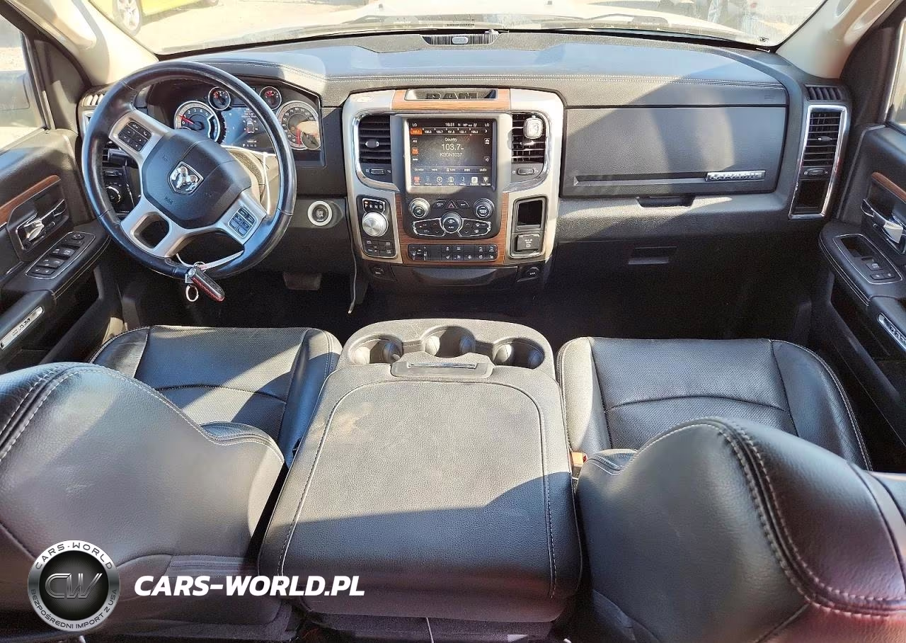 2016 Ram 1500 Laramie VIN:1C6RR7VM4GS154931 - 8
