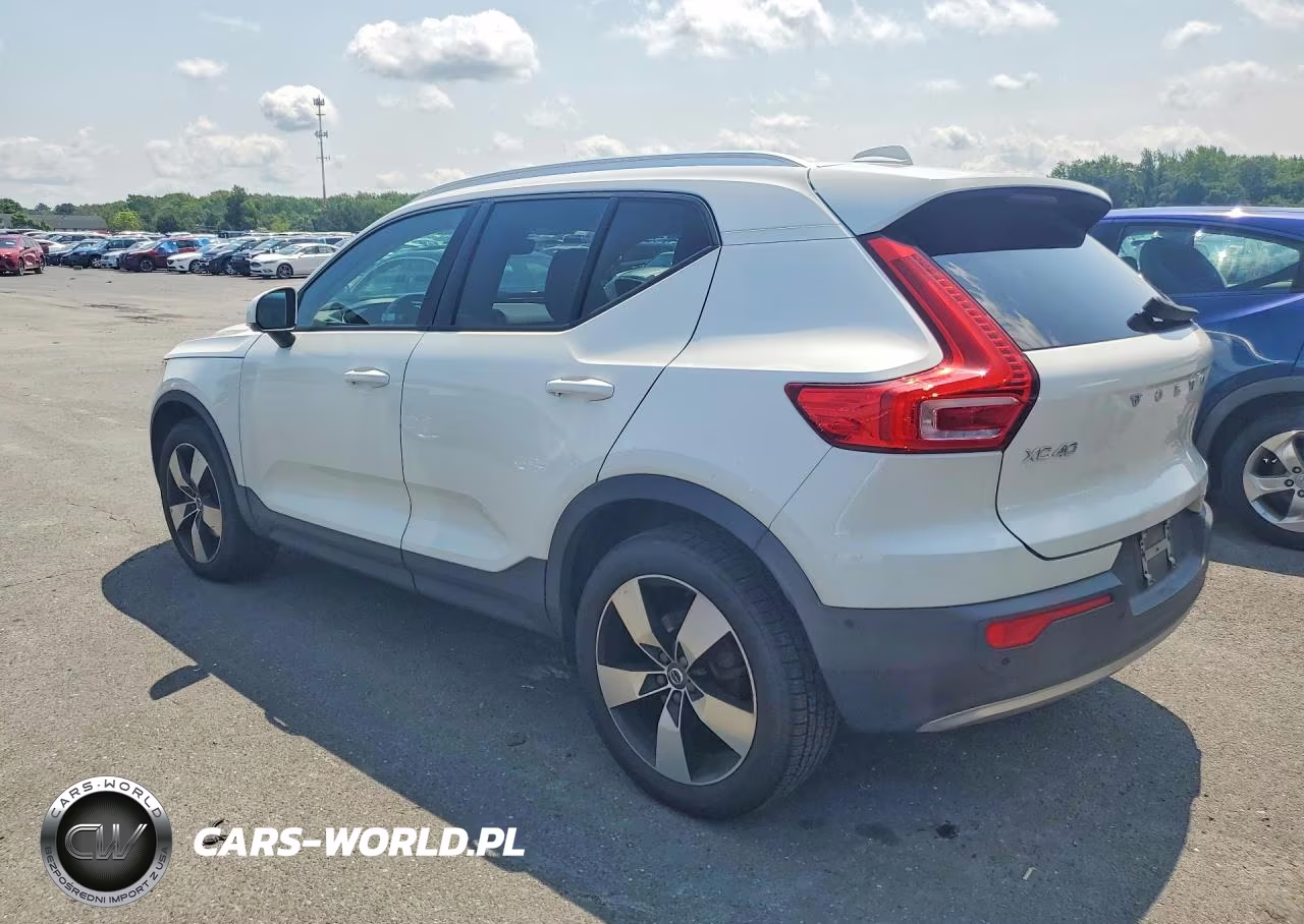 2019 Volvo Xc40 T5 Momentum VIN:YV4162XZ9K2013143 - 2