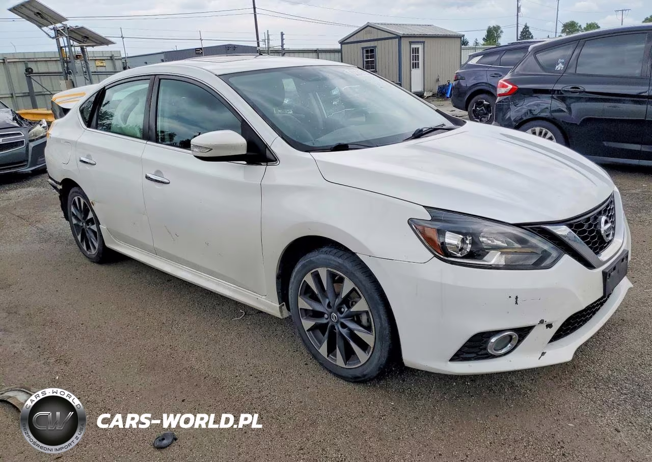 2018 Nissan Sentra Sr VIN:3N1AB7AP3JY347304 - 4