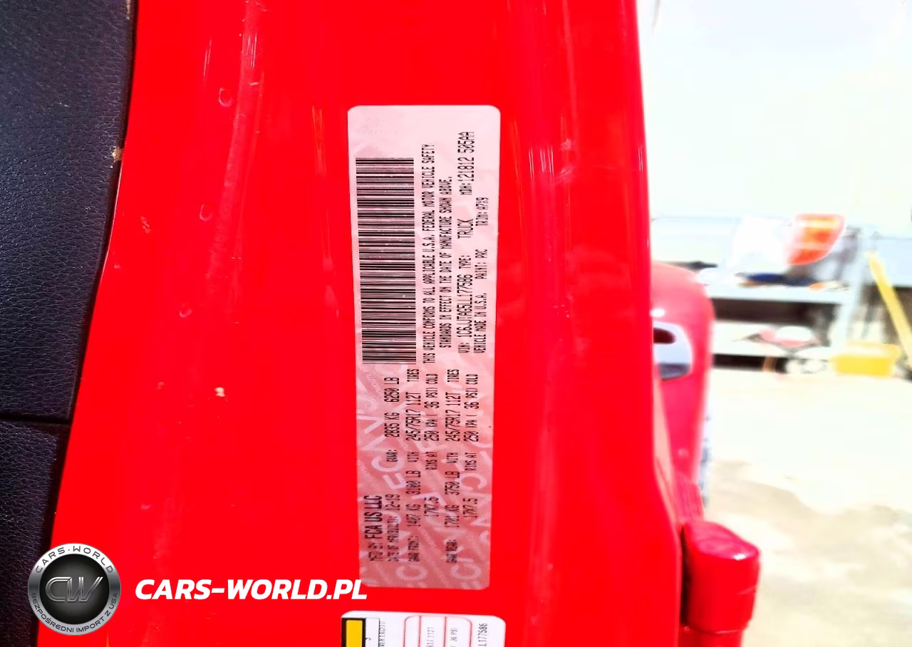 2020 Jeep Gladiator Sport VIN:1C6JJTAG5LL177586 - 13