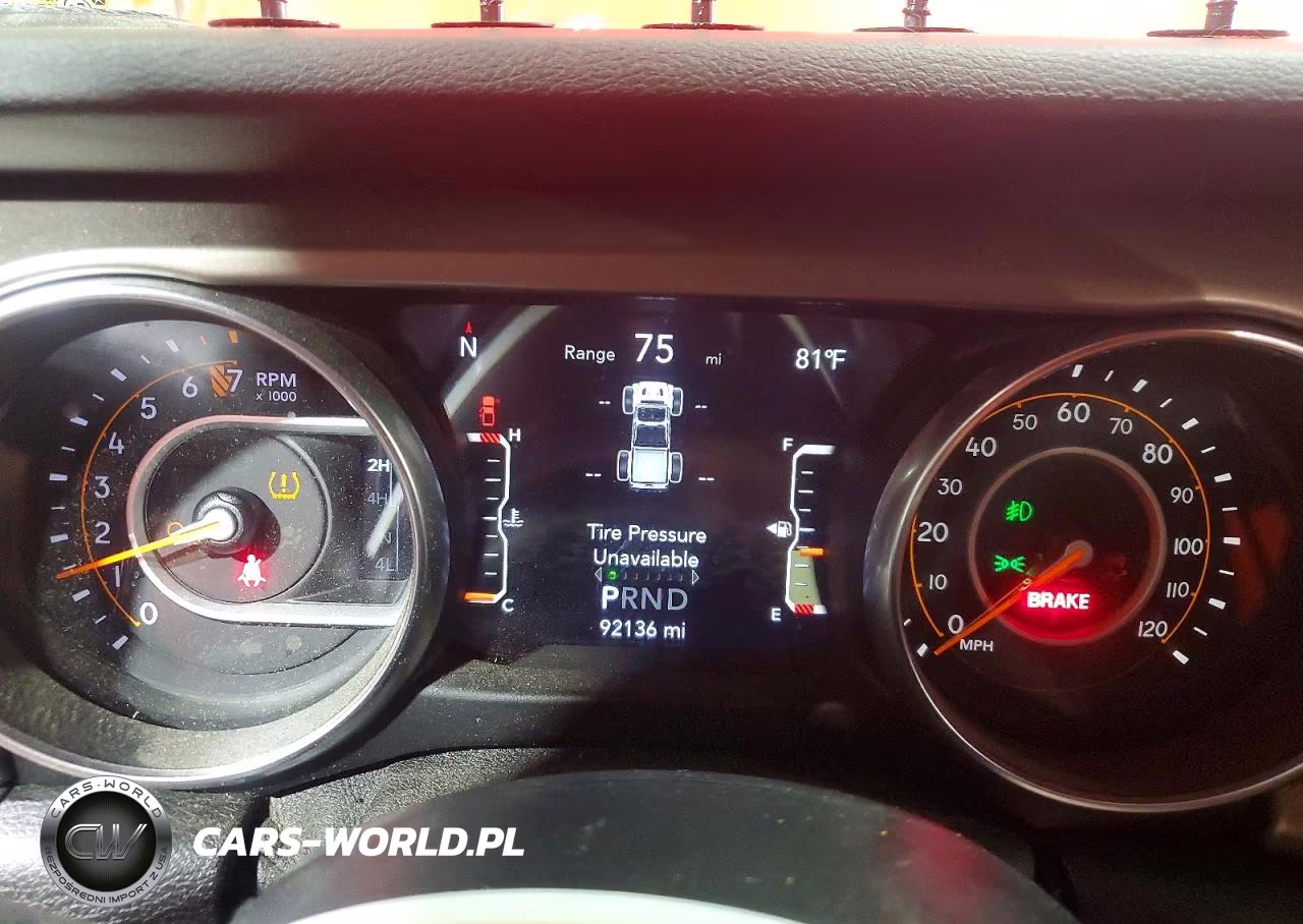 2020 Jeep Gladiator Sport VIN:1C6JJTAG5LL177586 - 9