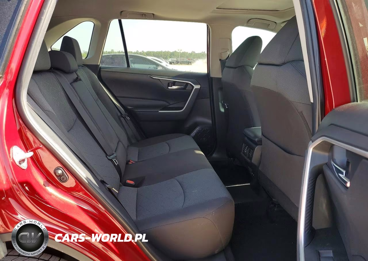 2021 Toyota Rav4 Xle VIN:2T3W1RFV1MW175020 - 11