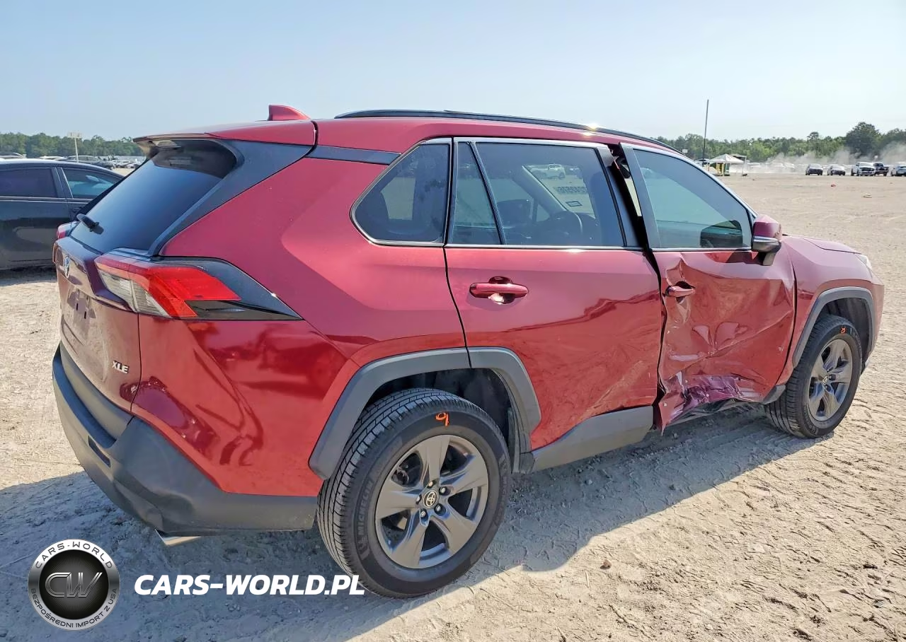 2021 Toyota Rav4 Xle VIN:2T3W1RFV1MW175020 - 3