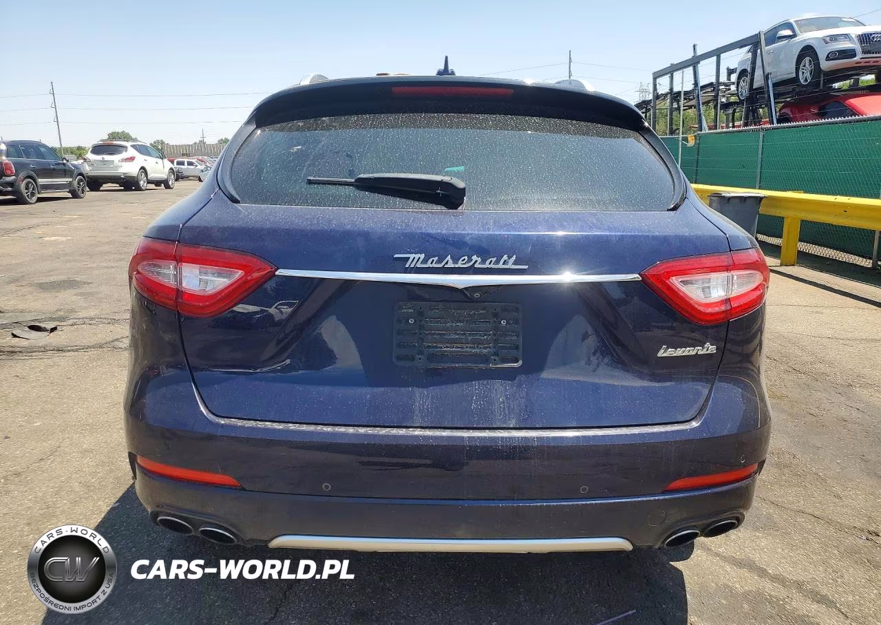 2017 Maserati Levante Luxury VIN:ZN661XUL2HX231231 - 6