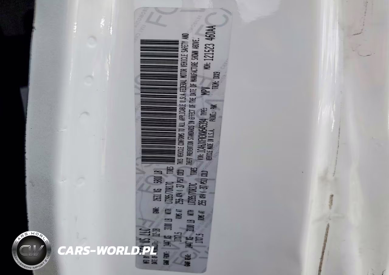 2019 Jeep Wrangler Unlimited Sahara VIN:1C4HJXFN3KW545394 - 12