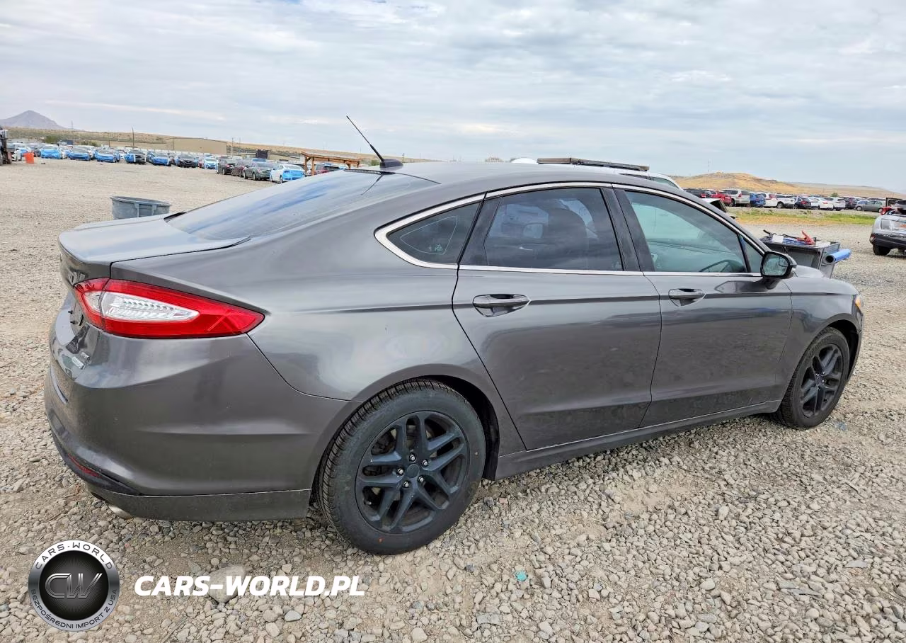 2014 Ford Fusion Se VIN:3FA6P0HD3ER358204 - 3