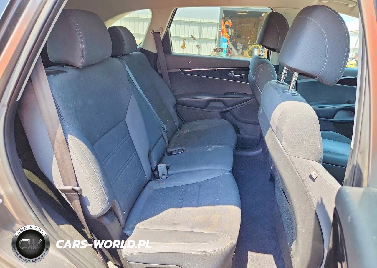 2017 Kia Sorento Lx V6 VIN:5XYPG4A55HG242073 - 11