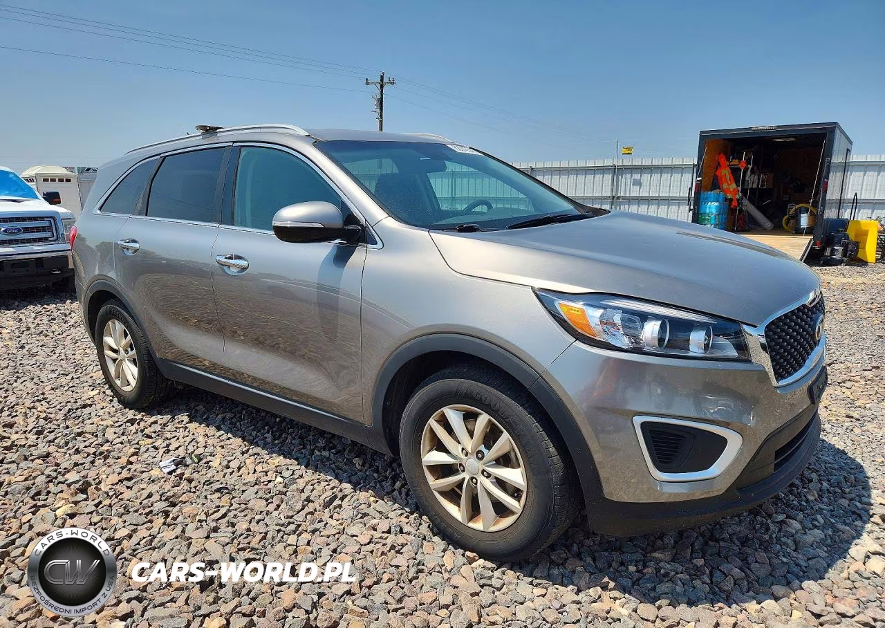 2017 Kia Sorento Lx V6 VIN:5XYPG4A55HG242073 - 4