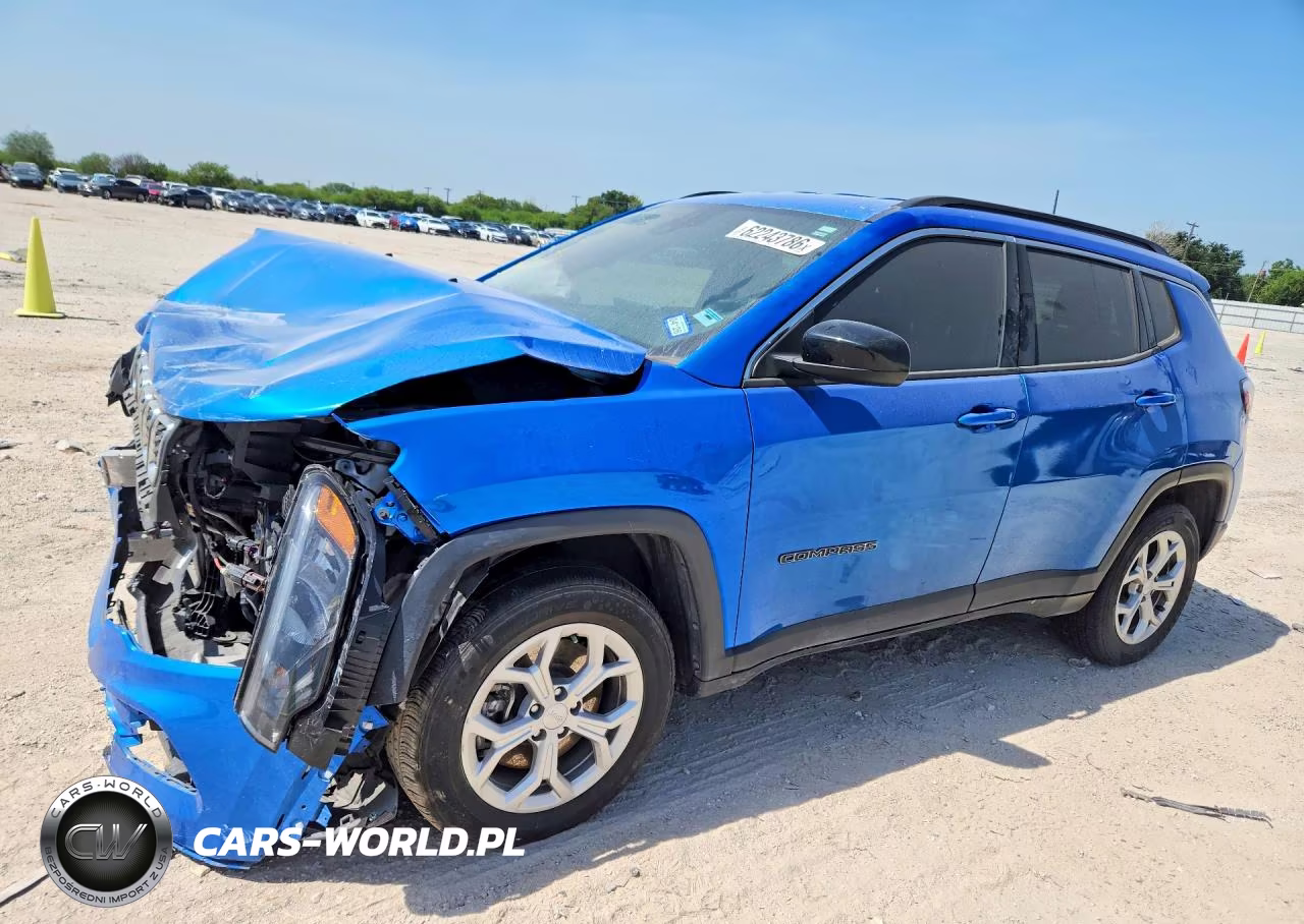 2024 Jeep Compass Latitude – zdjęcie 1 z 12