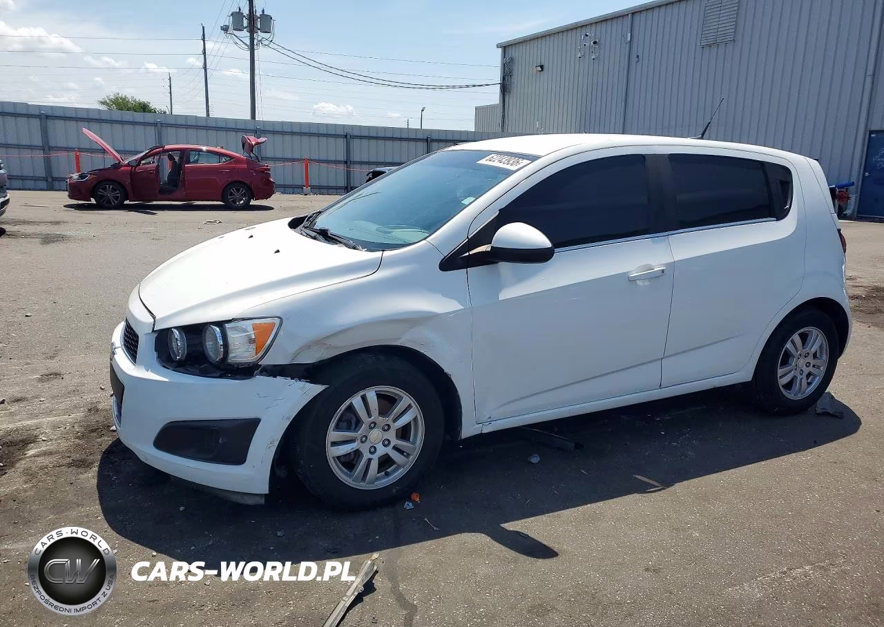 2013 Chevrolet Sonic Lt – zdjęcie 1 z 12