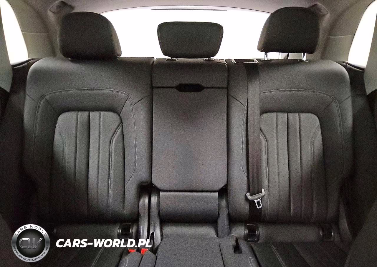 2022 Audi Q5 Premium Plus 45 VIN:WA1EAAFY3N2111234 - 10
