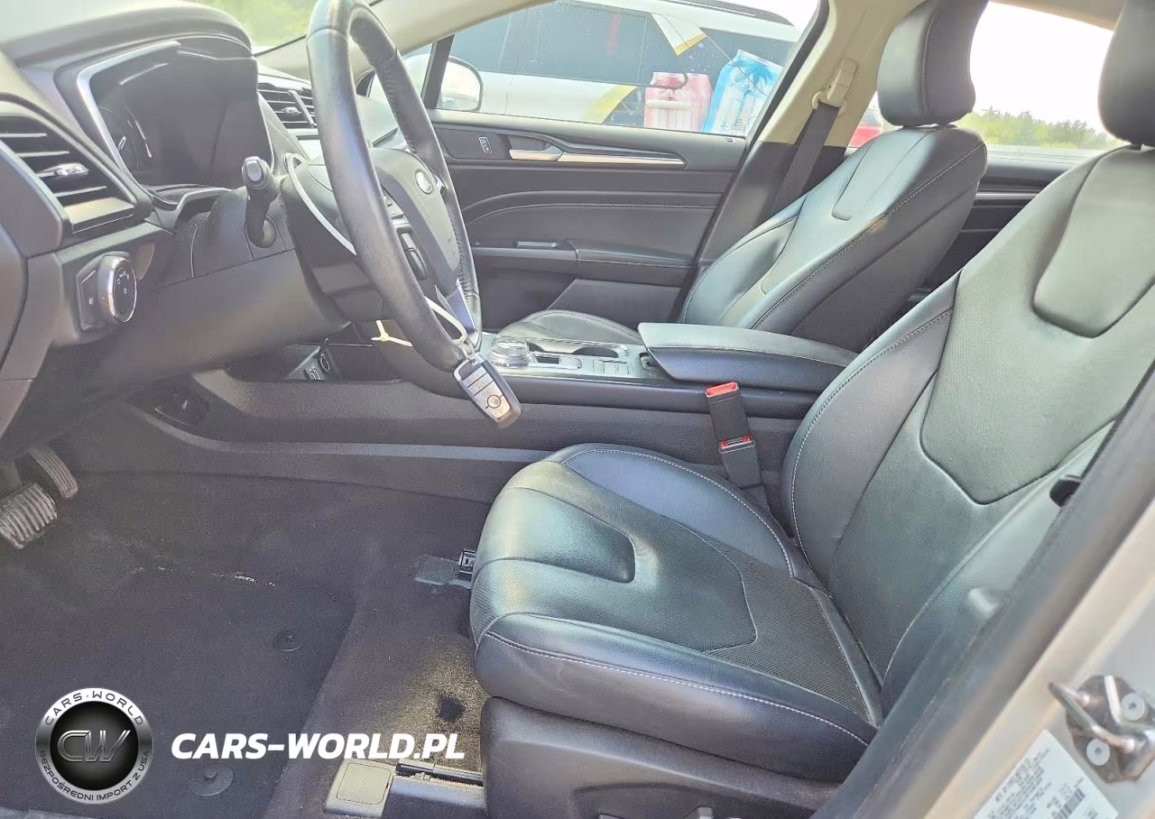 2019 Ford Fusion Titanium VIN:3FA6P0SU9KR177564 - 7