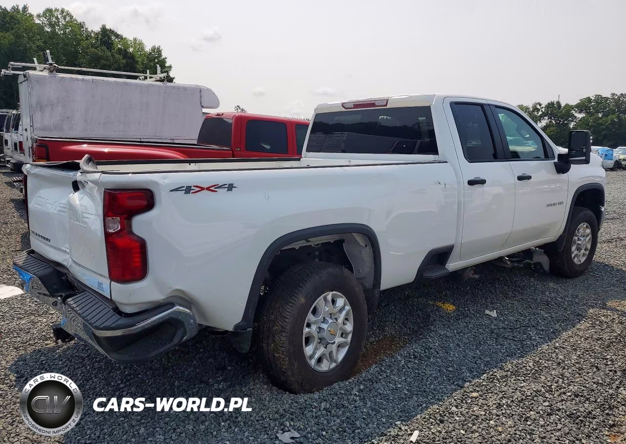 2025 Chevrolet Silverado K3500 VIN:1GC5KSE78SF219628 - 3