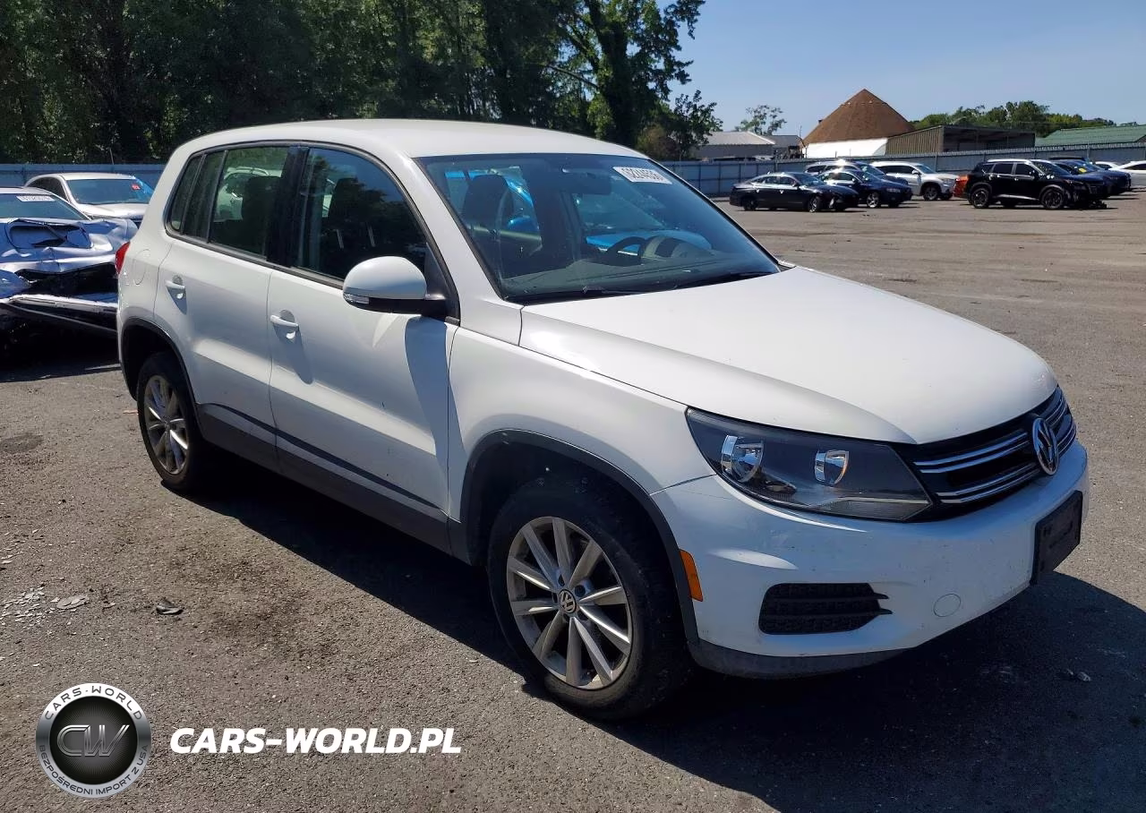 2017 Volkswagen Tiguan S VIN:WVGBV7AX1HK052702 - 4
