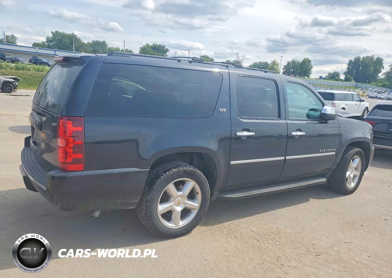 2014 Chevrolet Suburban K1500 Ltz VIN:1GNSKKE72ER177714 - 3