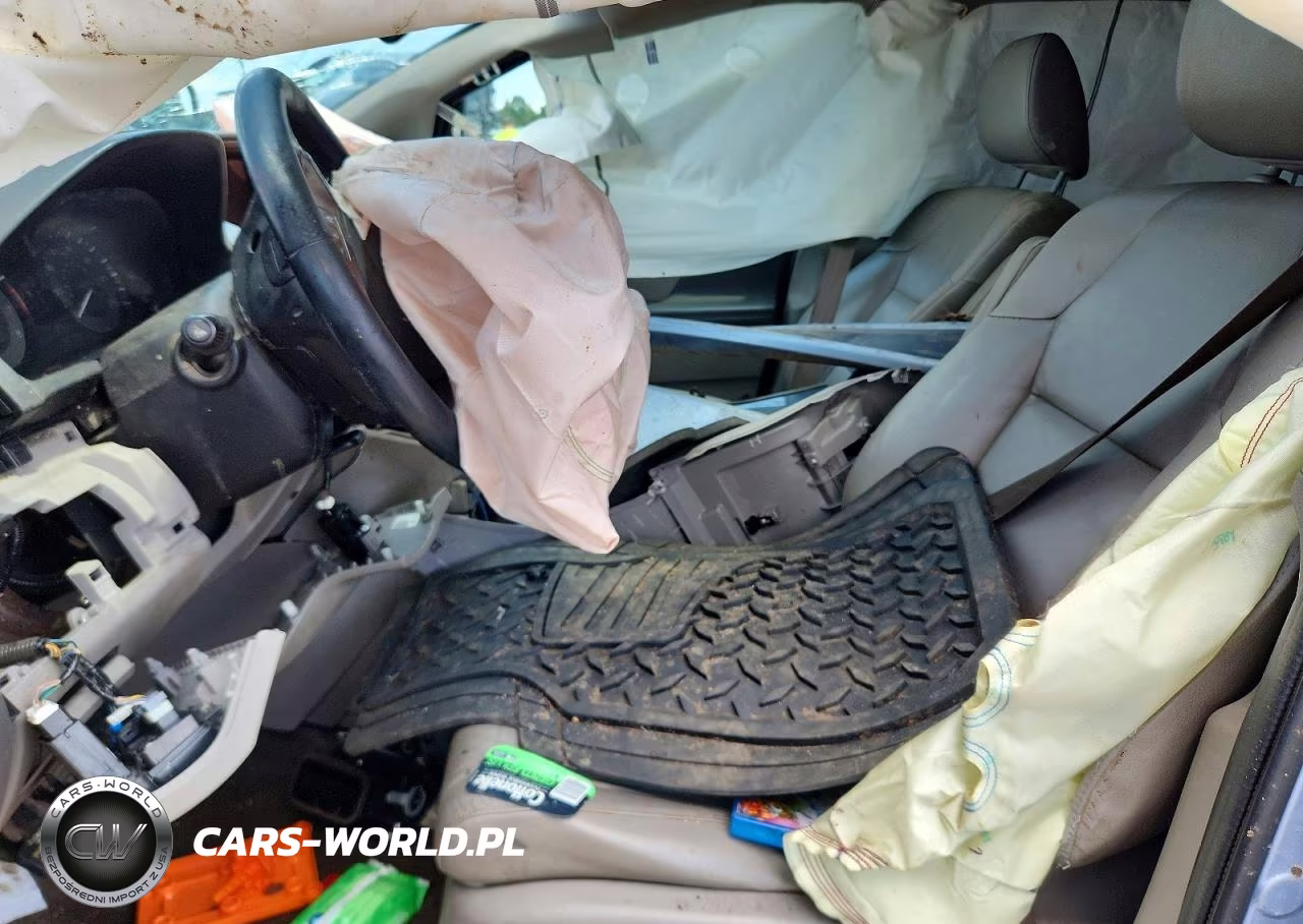 2014 Honda Odyssey Touring VIN:5FNRL5H99EB125974 - 7