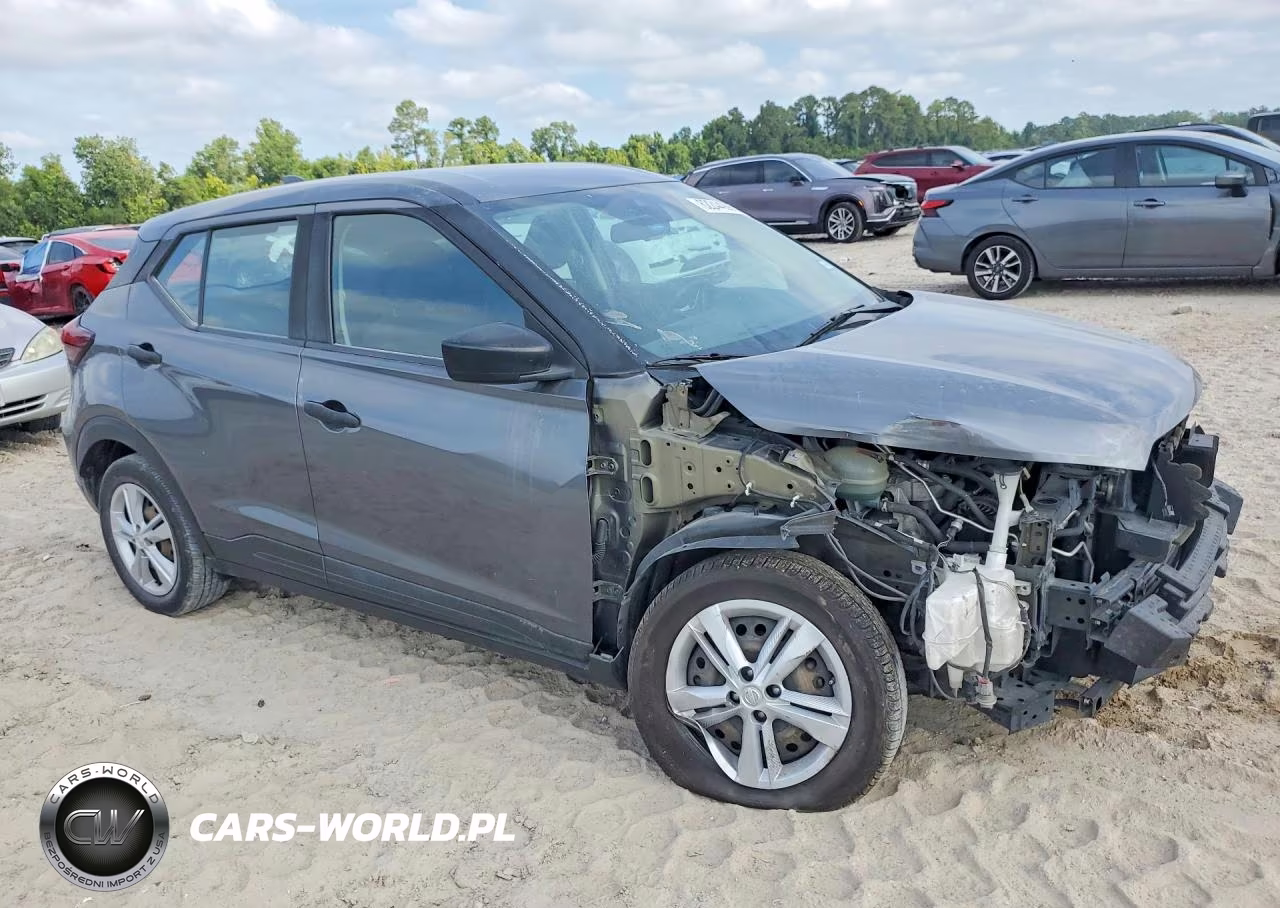 2022 Nissan Kicks S VIN:3N1CP5BV7NL490996 - 4