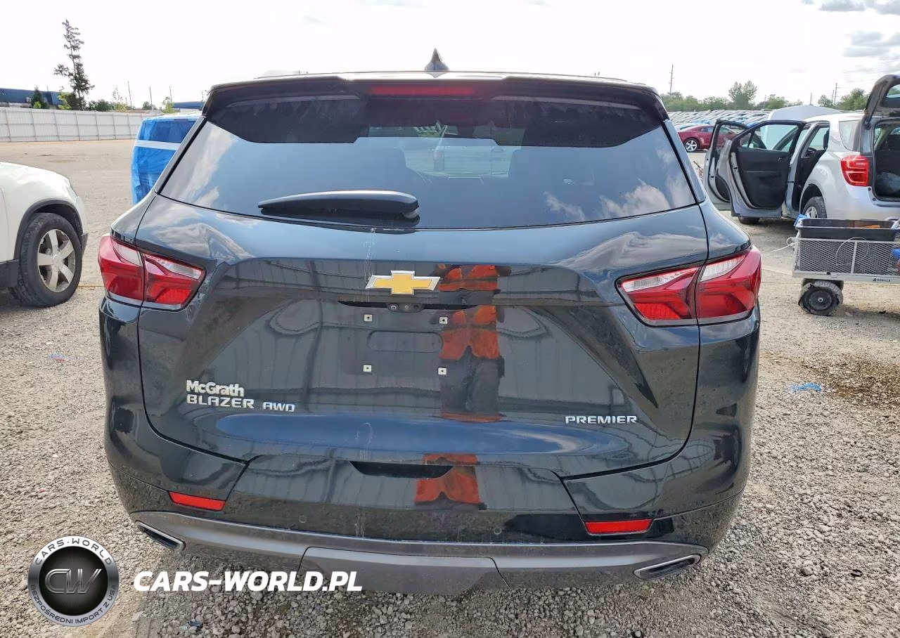 2020 Chevrolet Blazer Premier VIN:3GNKBLRS4LS580382 - 6