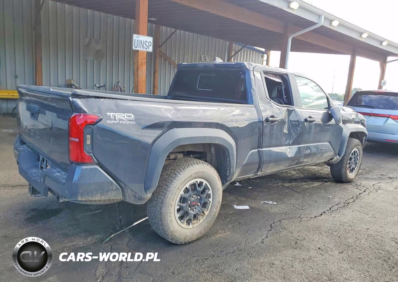 2025 Toyota Tacoma Trd Off-Road VIN:3TMLB5JN3SM128652 - 3
