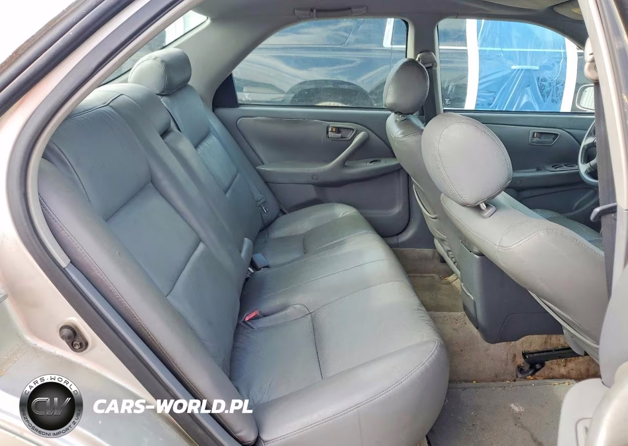 2000 Toyota Camry Le VIN:4T1BG22K5YU007265 - 10