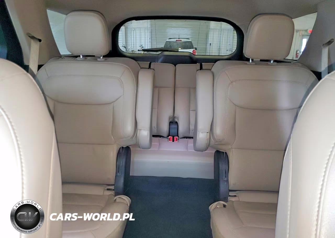 2023 Ford Explorer Limited VIN:1FMSK8FH9PGA49239 - 10