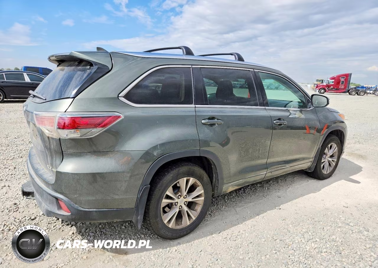 2015 Toyota Highlander Xle VIN:5TDJKRFH7FS152587 - 3