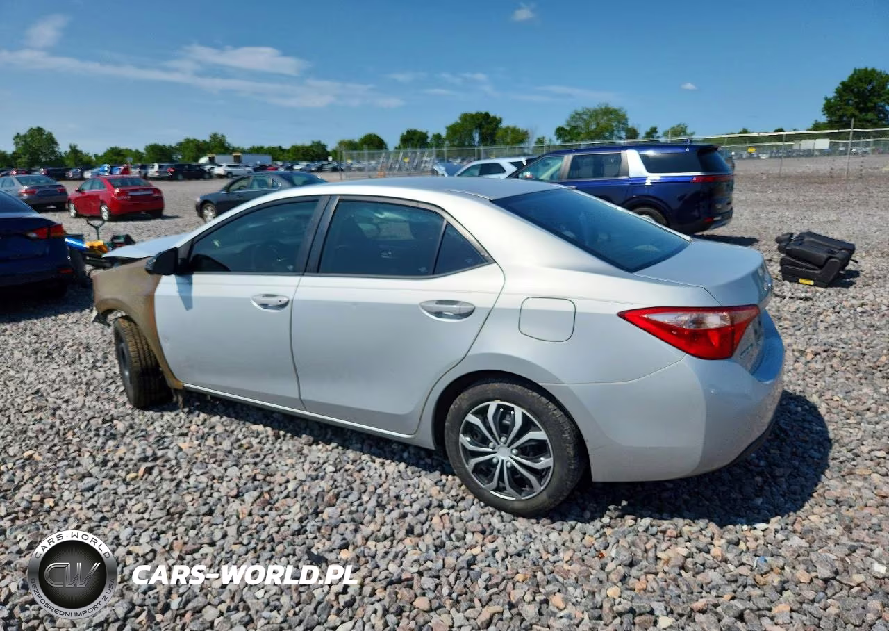 2018 Toyota Corolla Le VIN:2T1BURHE1JC967435 - 2
