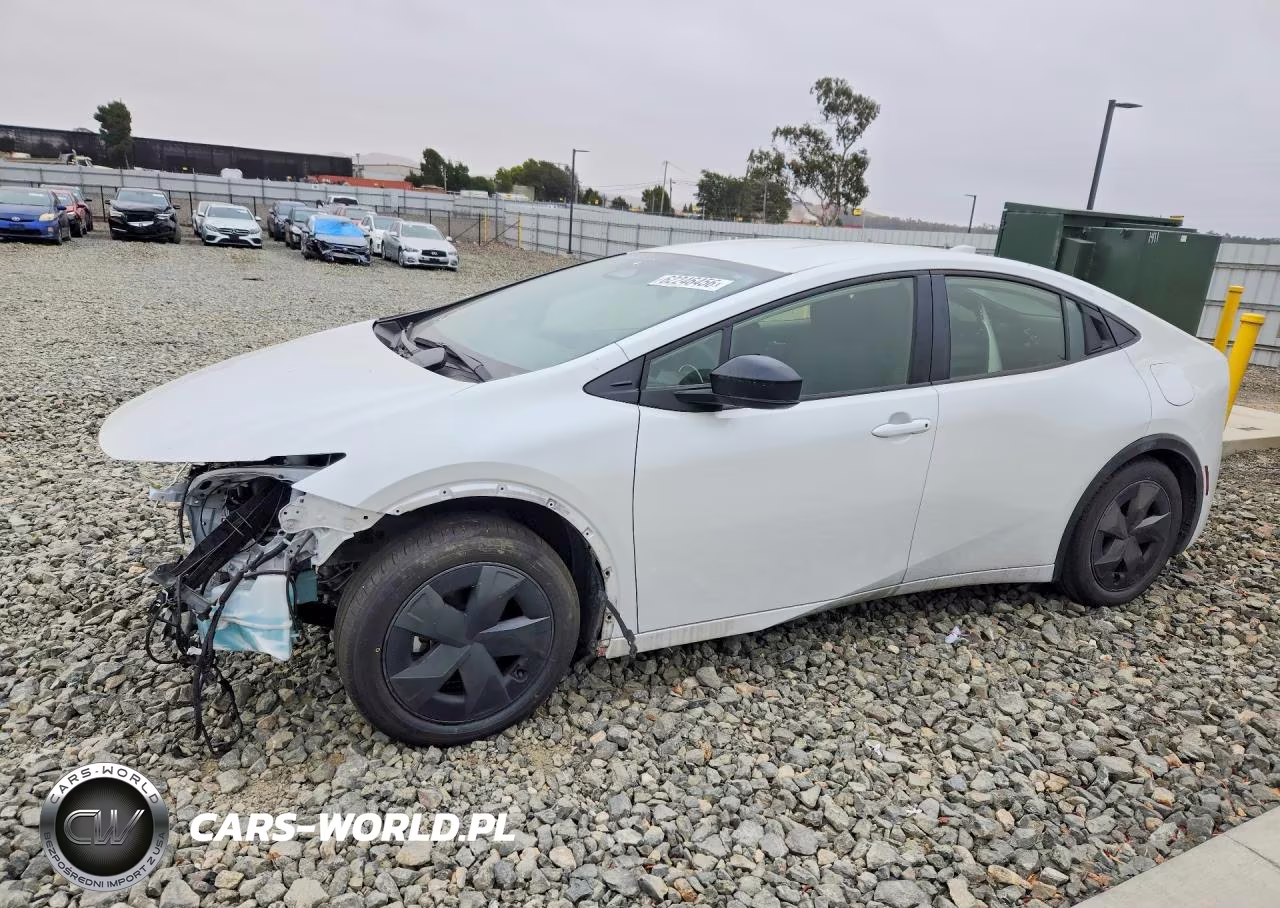 2025 Toyota Prius Le – zdjęcie 1 z 13