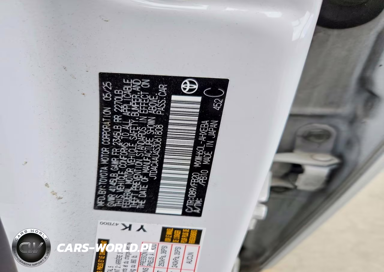 2025 Toyota Prius Le VIN:JTDACAAU4S3061808 - 13