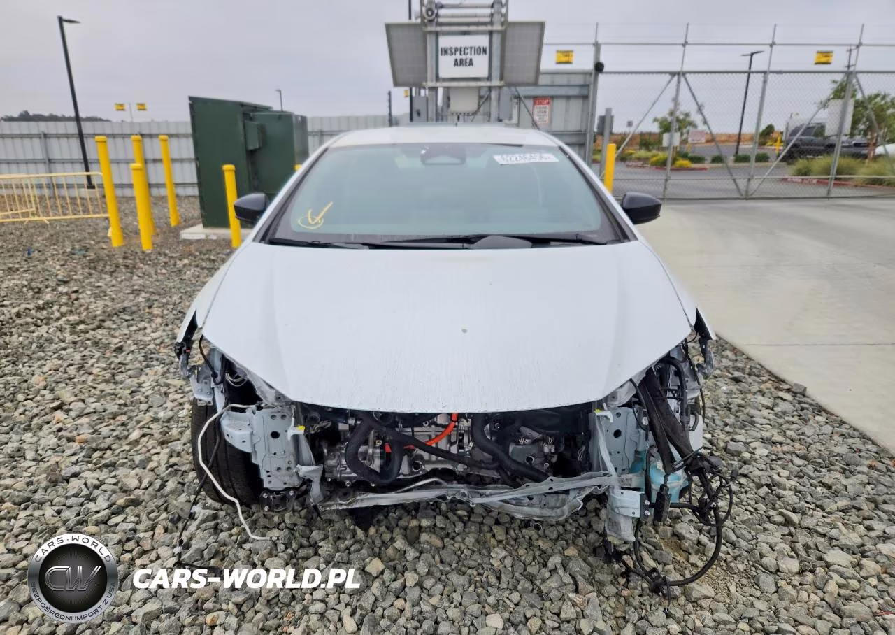 2025 Toyota Prius Le VIN:JTDACAAU4S3061808 - 5