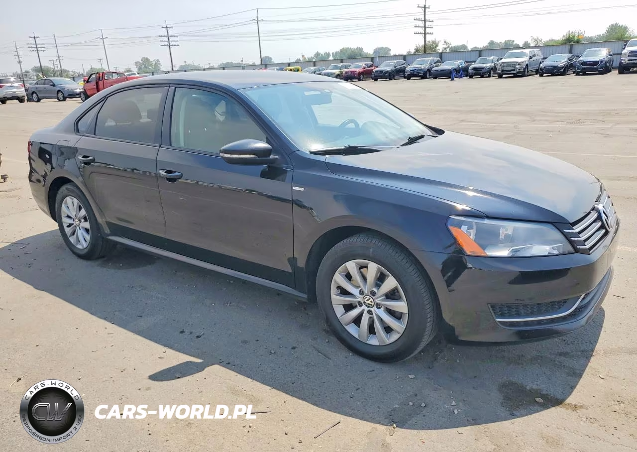 2014 Volkswagen Passat S VIN:1VWAT7A36EC071297 - 4