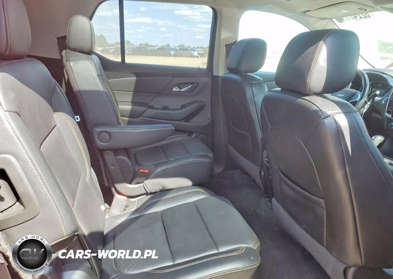 2019 Chevrolet Traverse Lt VIN:1GNEVHKW2KJ112925 - 11
