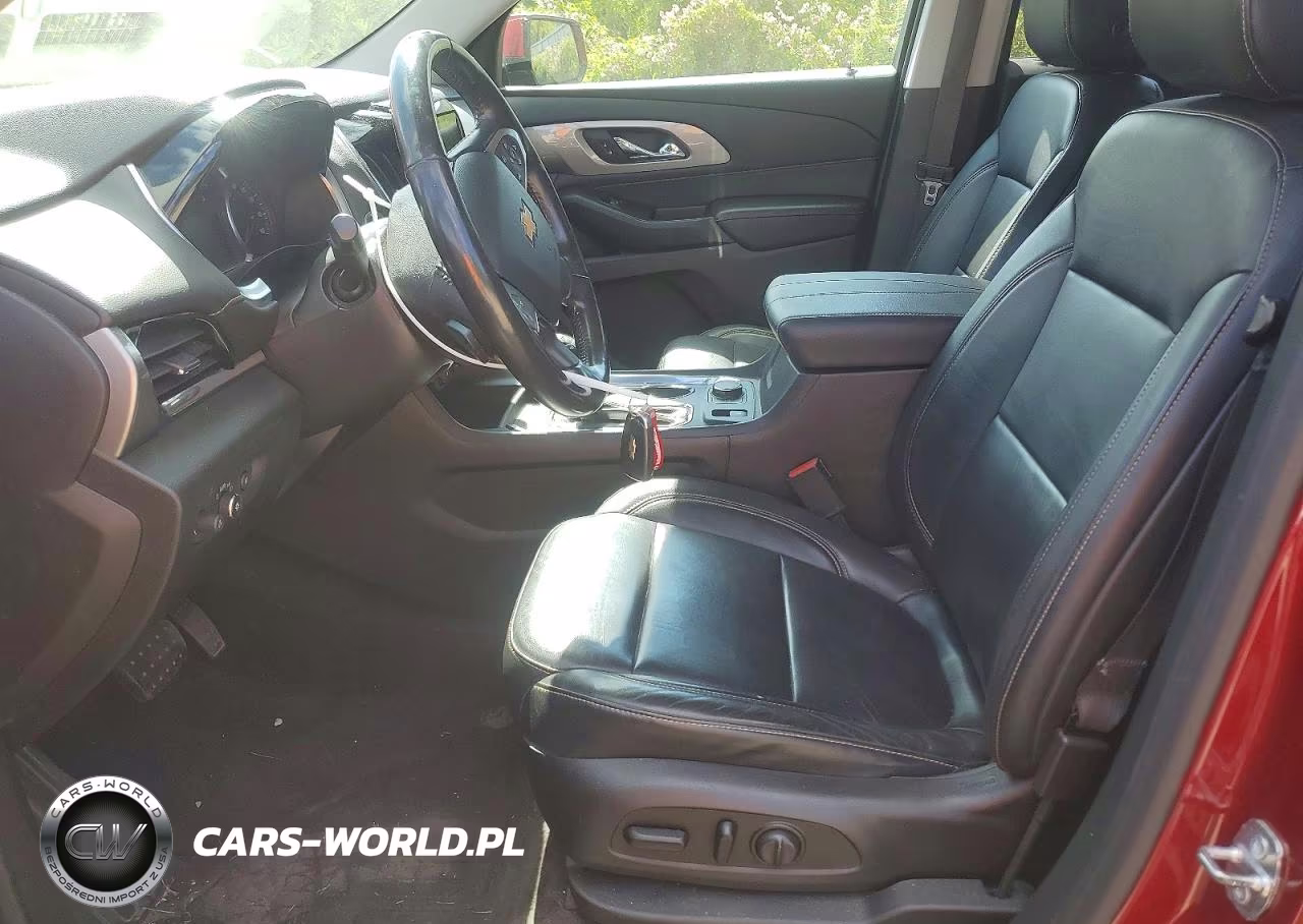 2019 Chevrolet Traverse Lt VIN:1GNEVHKW2KJ112925 - 7