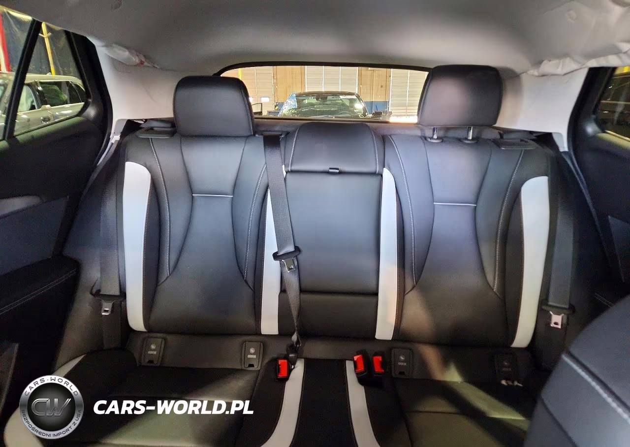 2026 Buick Envision Sport Touring VIN:LRBFZPR45TD083936 - 10