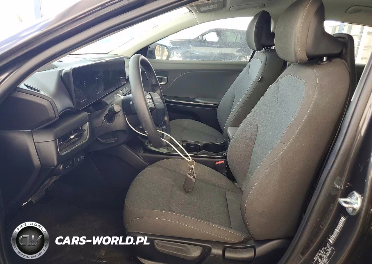 2025 Kia K4 Lx VIN:3KPFT4DE1SE158114 - 7