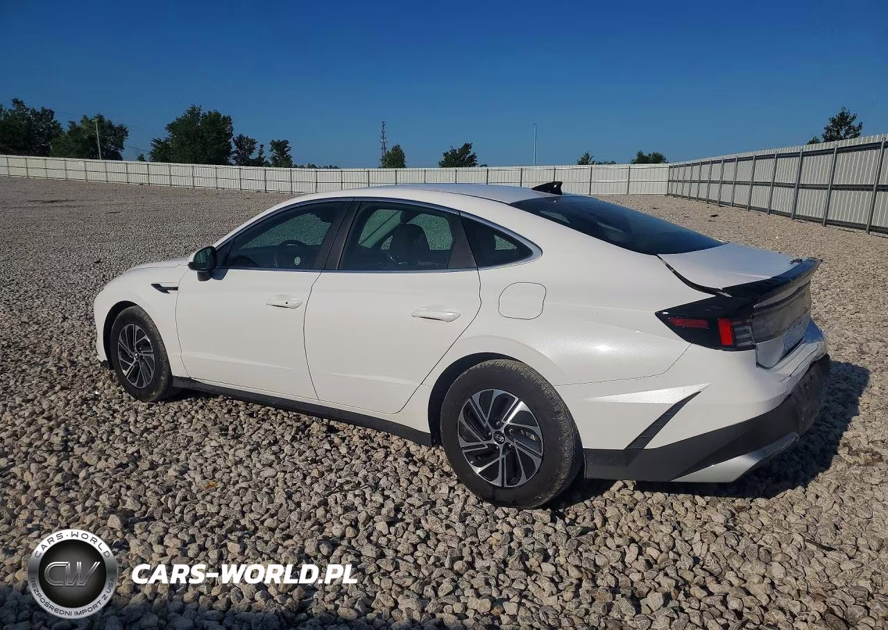 2026 Hyundai Sonata Hybrid Blue VIN:KMHL24JJ2TA147100 - 2