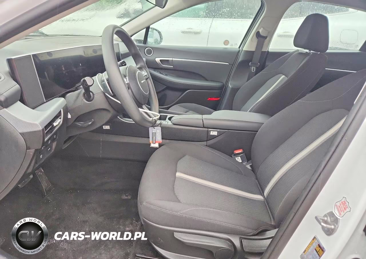 2026 Hyundai Sonata Hybrid Blue VIN:KMHL24JJ2TA147100 - 7