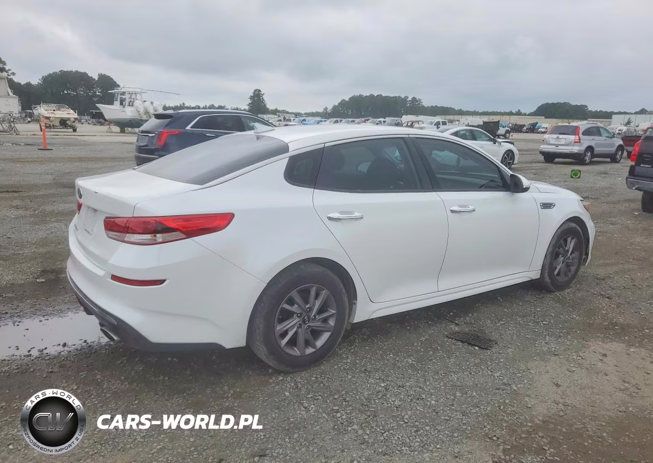 2019 Kia Optima Lx VIN:5XXGT4L38KG348228 - 3