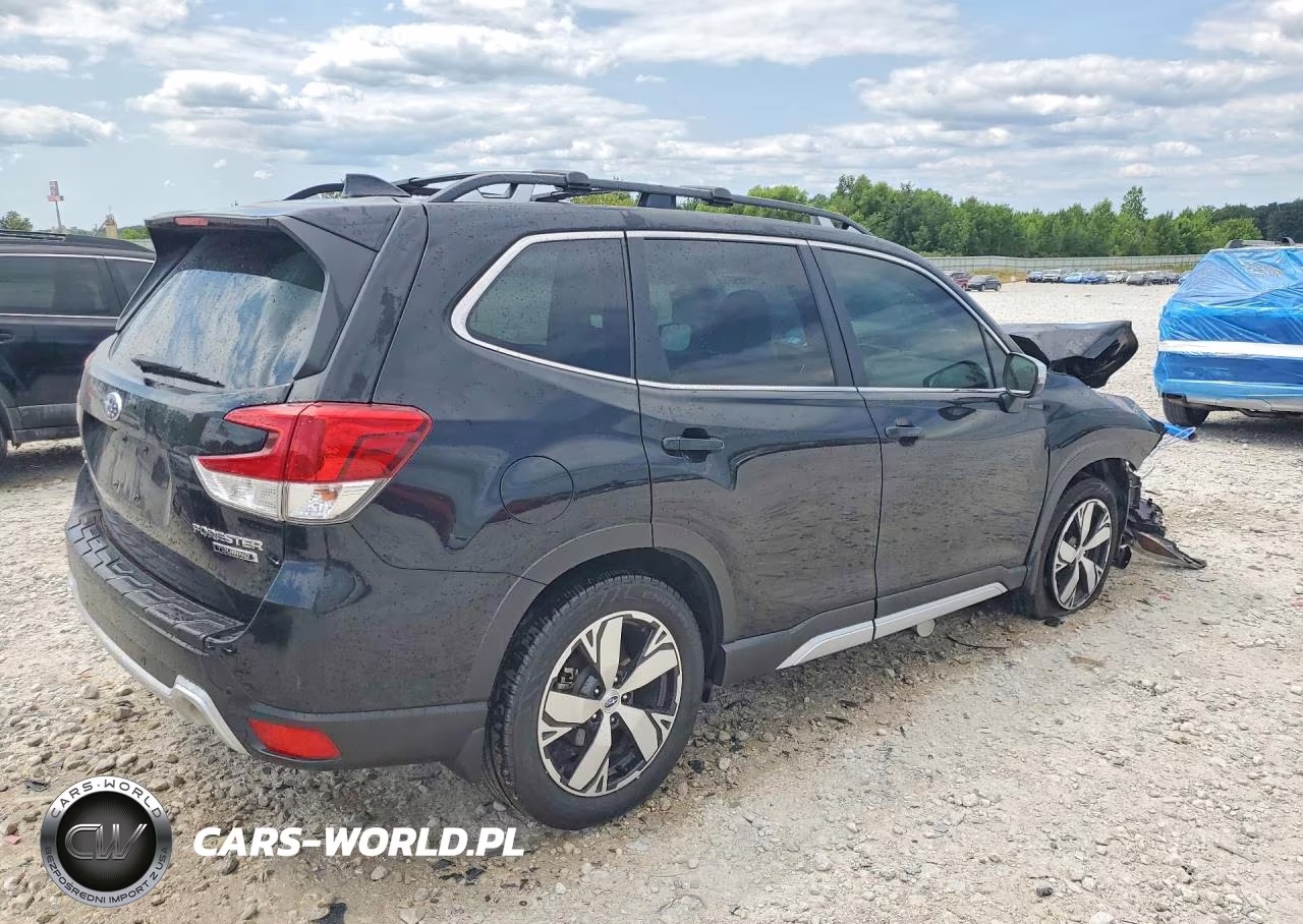 2020 Subaru Forester Touring VIN:JF2SKAXC6LH460523 - 3