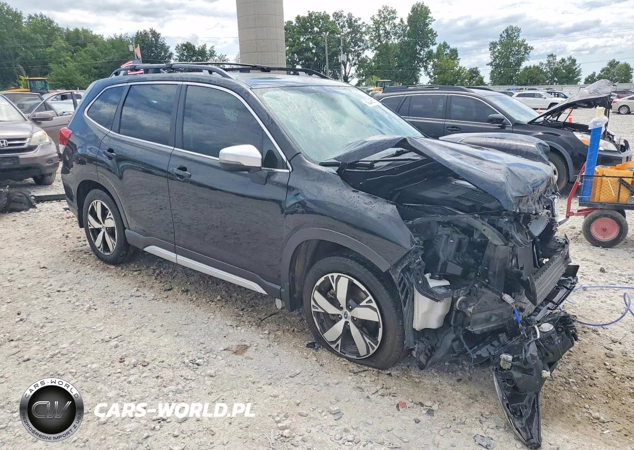 2020 Subaru Forester Touring VIN:JF2SKAXC6LH460523 - 4