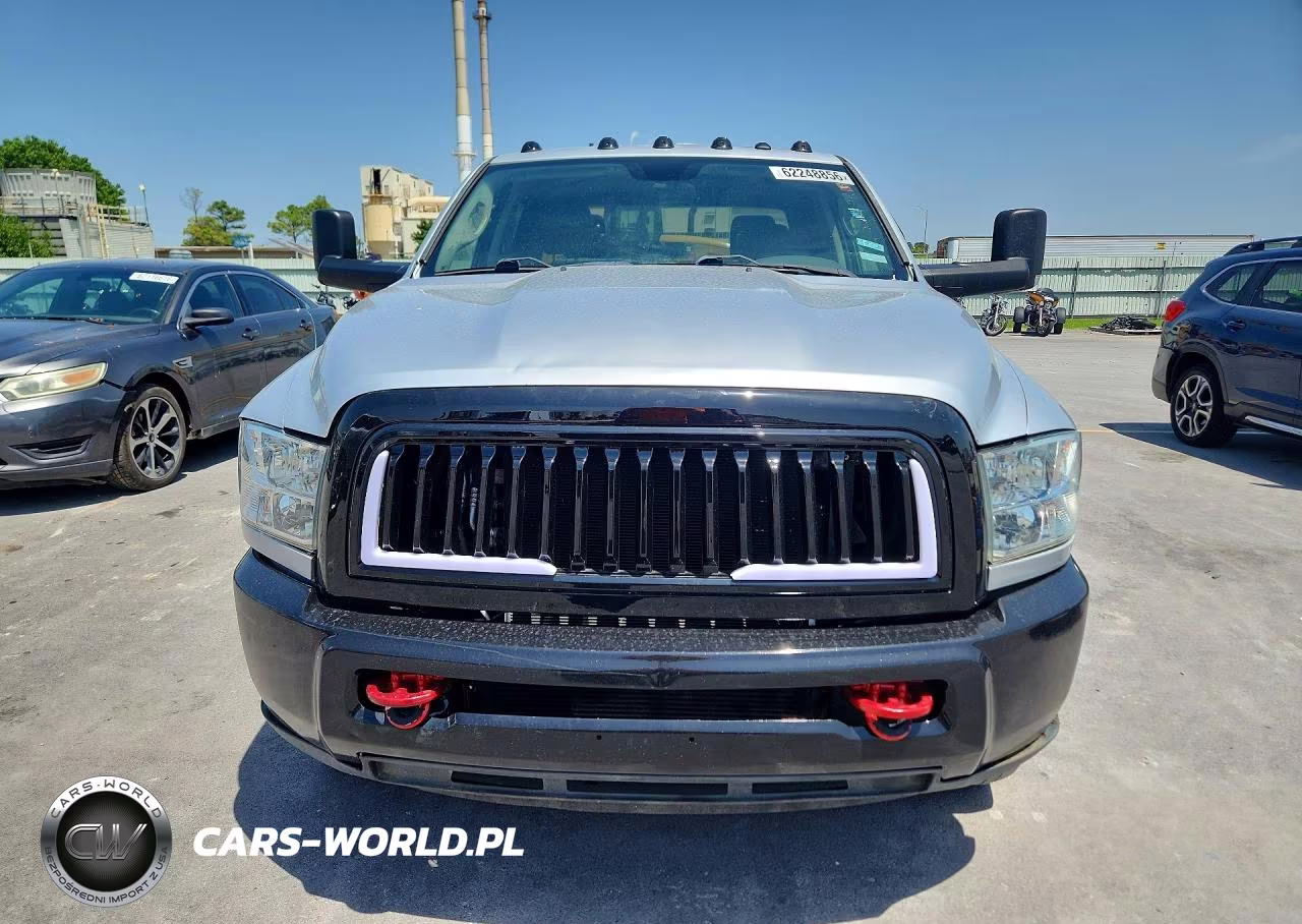 2017 Ram 3500 Tradesman 4X4 8' Box VIN:3C63RRGL9HG730155 - 5