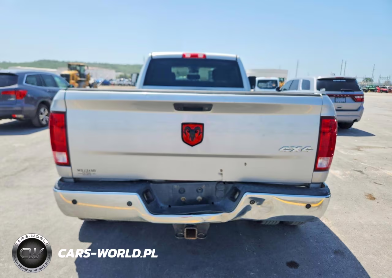 2017 Ram 3500 Tradesman 4X4 8' Box VIN:3C63RRGL9HG730155 - 6